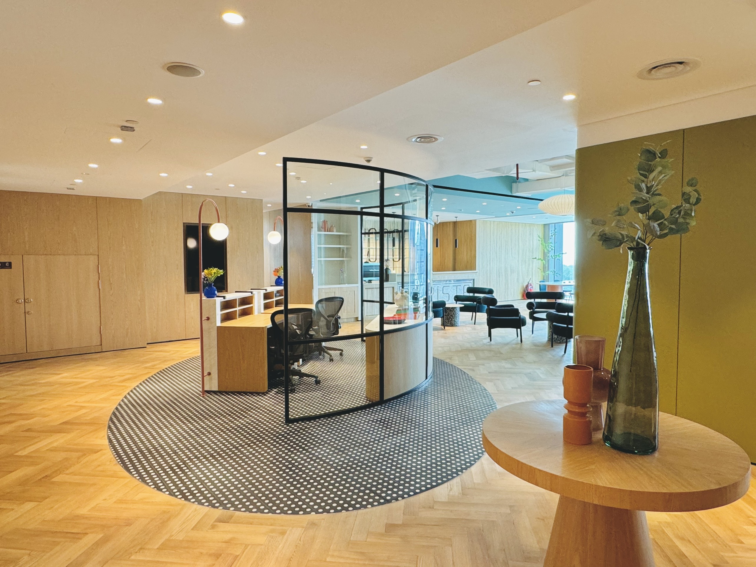 https://sts-vn.com/executive-center-the-nexus